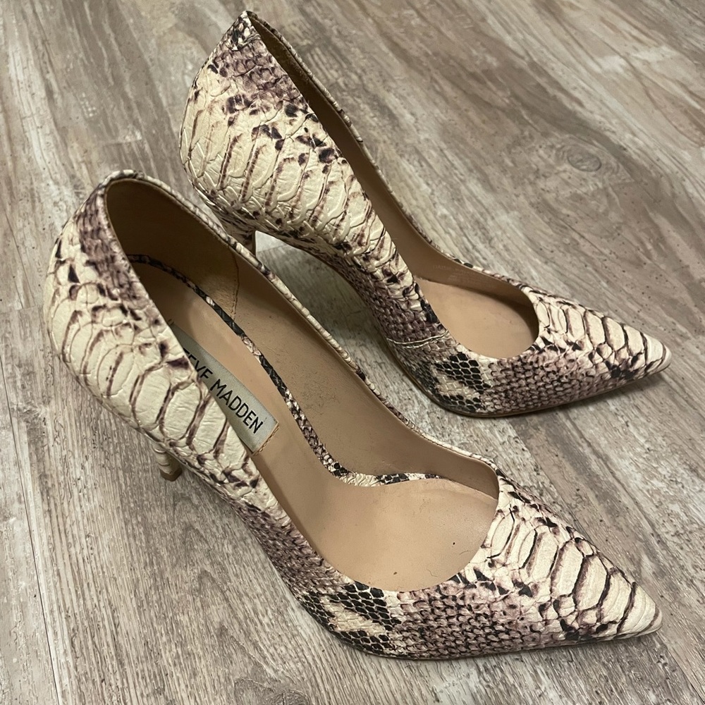 Steve Madden Snakeskin Pumps